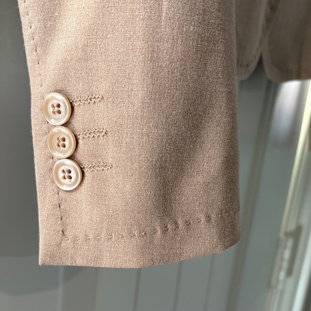 The Limited Classic Tan Blazer - Picture 2 of 6